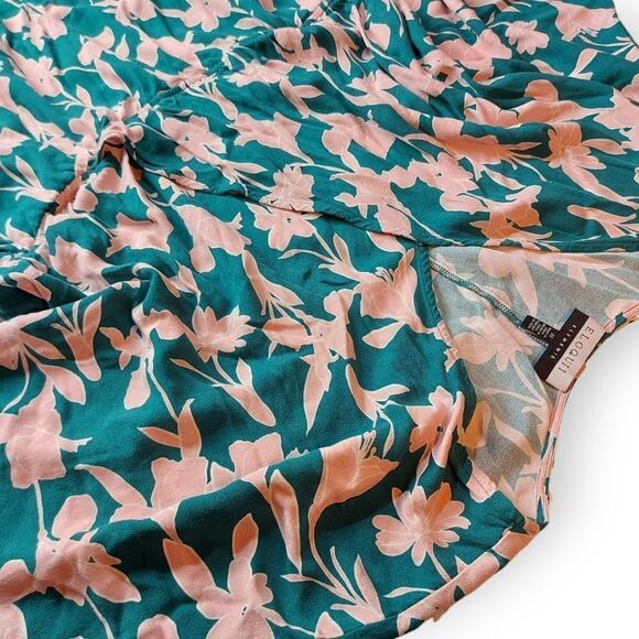 Eloquii Tropical Floral Wide Leg Jumpsuit 22 - Picture 4 of 16